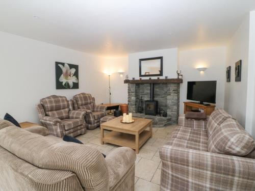 Ardnatrush House | Rock Lawn Cottage