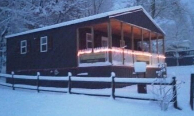 Pipestem Cabin | Rock Ridge Rentals