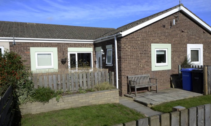 Beadnell House | Rockpool Cottage Pet Friendly with Enclosed Garden In a Quiet Peaceful Village