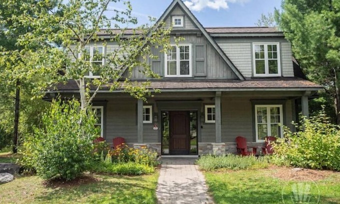 Seguin House | Rocky Crest Cottage