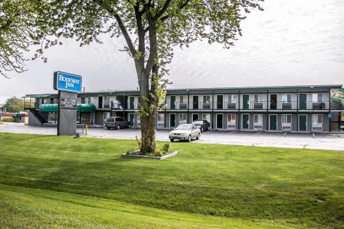 Grand Haven Hotel | Rodeway Inn
