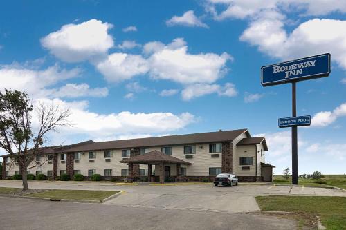 Wahpeton Hotel | Rodeway Inn