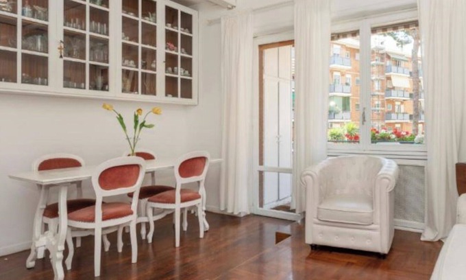 Camilluccia Apartment | Roma Chic Flats Monte Mario