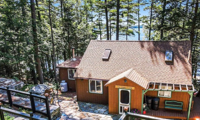 Palermo Cabin | Romantic cabin nestled on Sheepscot Lake with amazing views