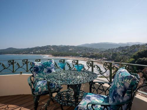 Sayulita Apartment | Romantic Casa Rumi overlooking the Sea