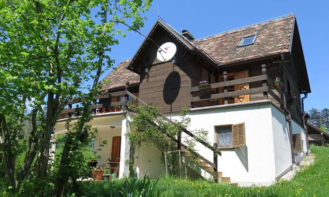 Benkovac Fuzinski House | Romantic house in pure nature!