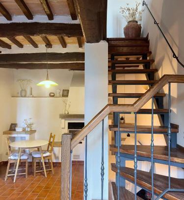 Passignano sul Trasimeno House | Romantic Escape in Medioeval Passignano -Lake View