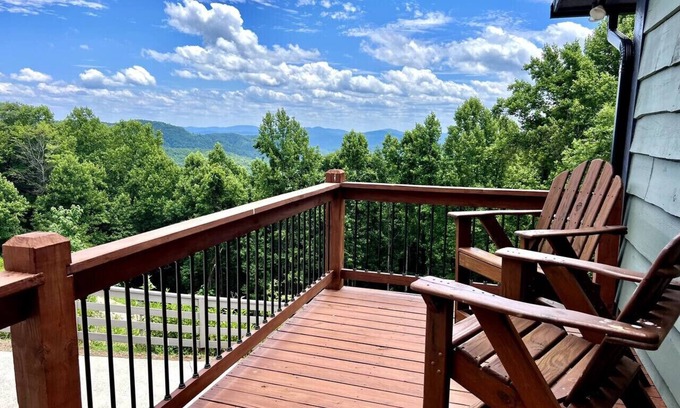 Ferguson House | Romantic Luxury Cabin