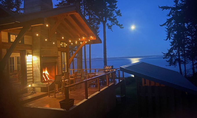 Hansville House | Romantic, Luxury Waterfront Getaway on Puget Sound with Private Beach