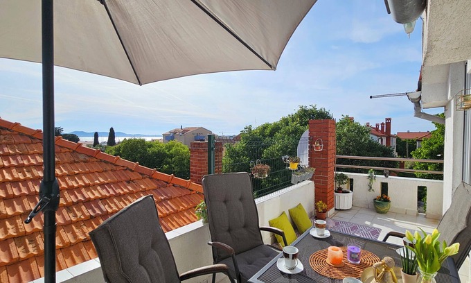Zadar Apartment | Romantic Sea-View Apartment in Zadar, Parking and Wi-Fi