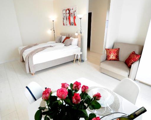 Czyzyny Apartment | Romantic Sky Apartment- 15th floor