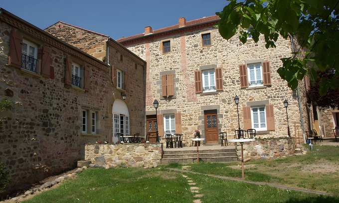 Saint-Gervazy Apartment | Room 2 with Shared Terrace and Garden