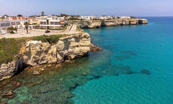 Borgagne Villa | Room 'Anna's House - Conchiglia' with Wi-Fi and Air Conditioning