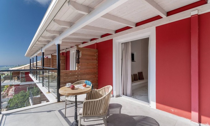 Anthousa Apartment | Room 'Deluxe Loft - A' with Shared Terrace, Wi-Fi and Air Conditioning