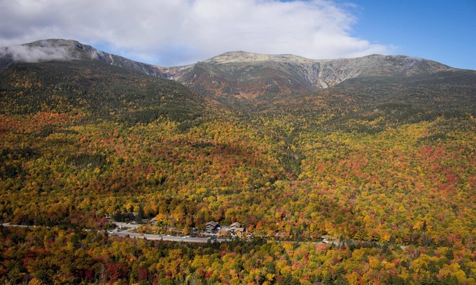 Upper Village Condo | Room, Double Bed, 2 Bunks, Shared Bathroom