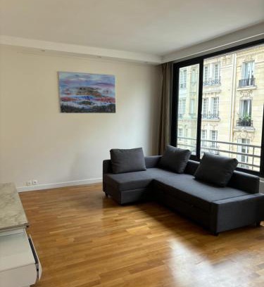 Chaillot Apartment | Room Iéna boissière