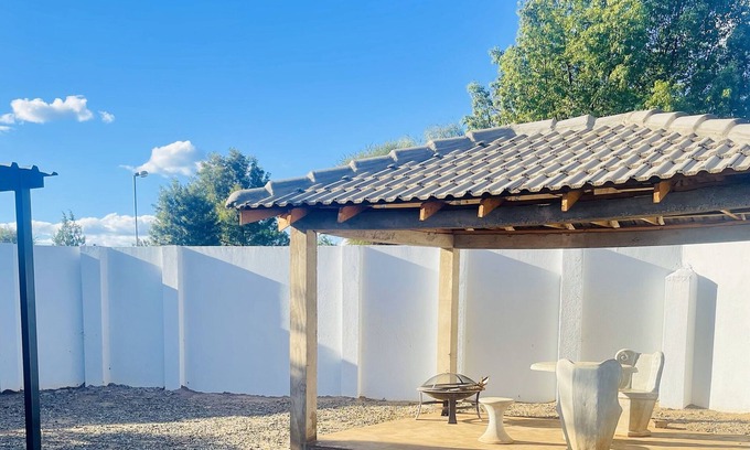 Northam House | Room in B&B - Trendybliss Guest House - N0296