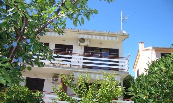 Cres Bed & Breakfast | Room in Cres with Seaview, Balcony, Air condition, WIFI (4249-6)