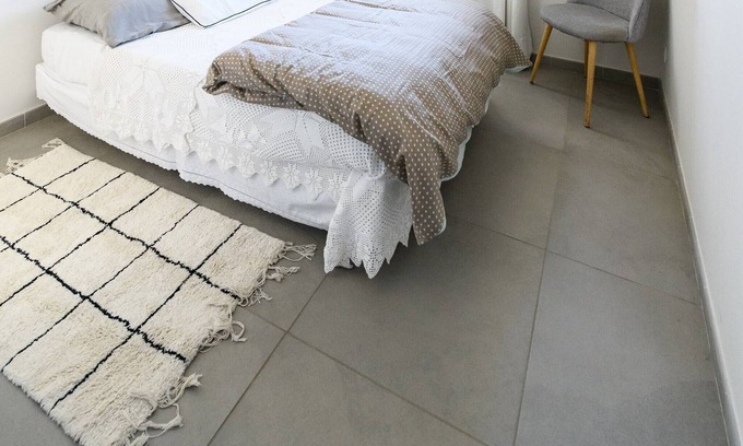 Vacqueyras House | Room in the middle of the vineyards - private bathroom - by feelluxuryholidays