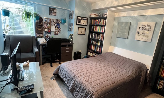 Fairview House | Room in townhouse