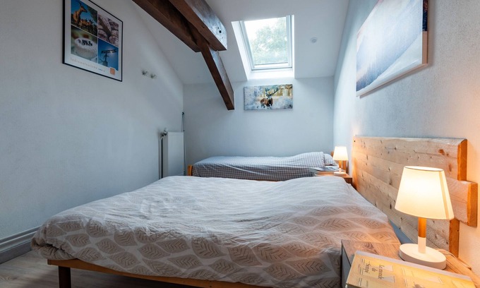 Vassieux-en-Vercors Apartment | Room 'Les Carlines 6' with Mountain View, Shared Terrace and Wi-Fi