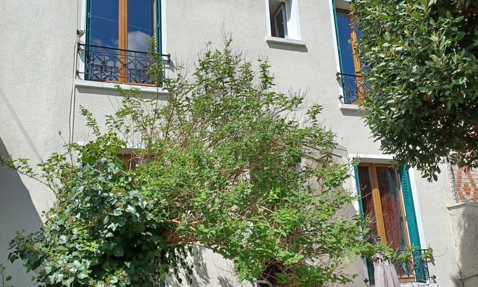 Arcueil Bed & Breakfast | Room near Paris