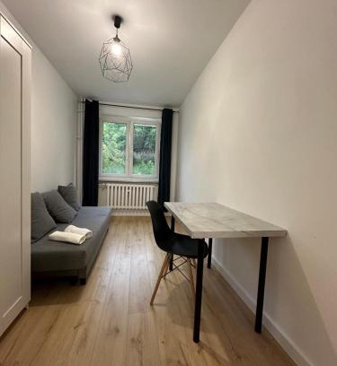 Siedlce House | Rooms4Less