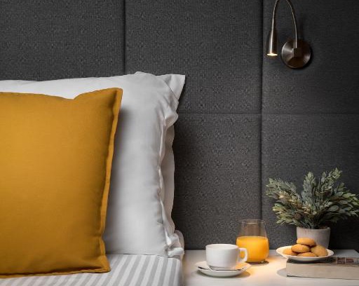 Gruz Hotel | ROOMS4U