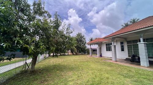 Telok Kachang House | Roomstay Bintong