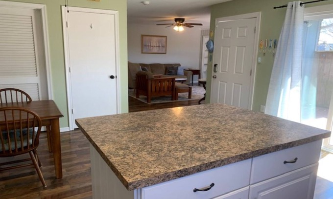 Kitty Hawk Condo | ROOMY 2 BED 2.5 BATH CONDO W/SHARED POOL - MINUTES FROM BEACH