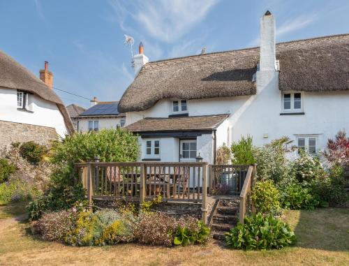 Malborough House | Rose Thatch