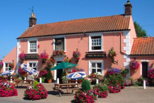 Hopton House | Rosebud cottage