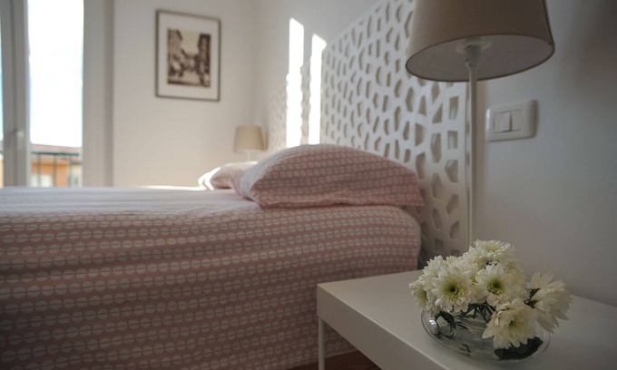 Santa Maria Novella Apartment | ROSSELLI-FORTEZZA, renovated apartment near the central station.