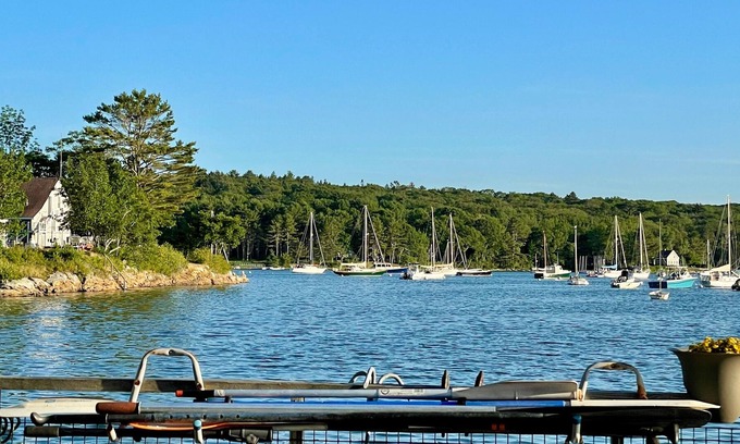 Round Pond House | Round Pond Waterfront Rental Available Year Round