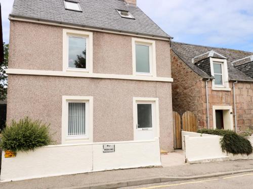 Inverness House | Rowan House