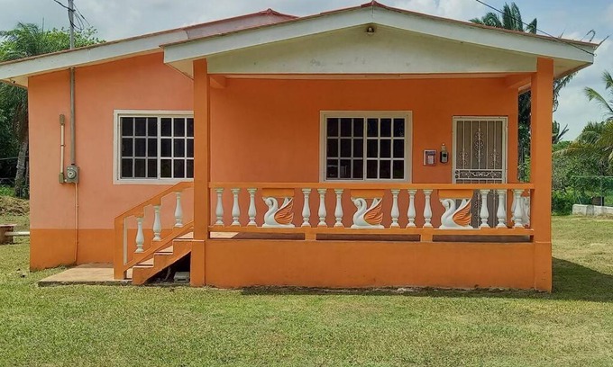 Crooked Tree House | Royal Properties Link