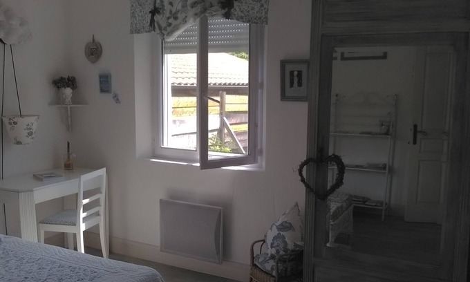 Medis Bed & Breakfast | Royan Chambre D'hotes Proche MER