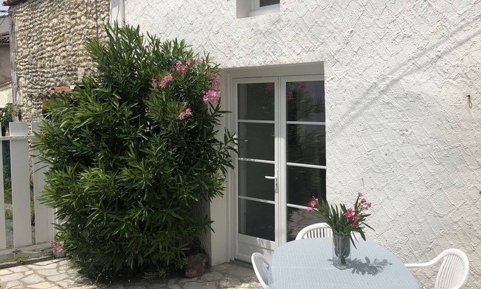 Royan House | Royan - Charmante Maisonnette T3 Avec Terrasse