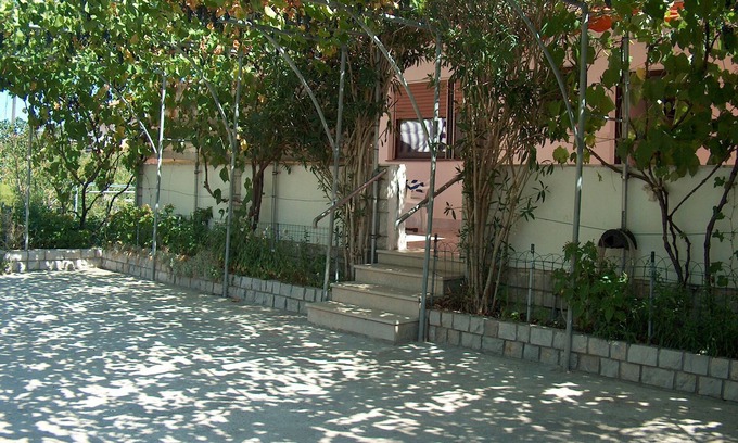 Supetarska Draga House | Ruža - Peaceful Area & Parking - SA3