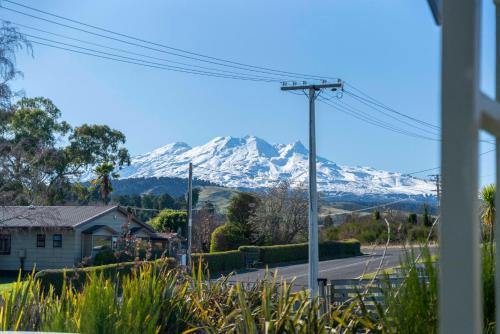 Ohakune House | Ruapehu Cottage - Ohakune Holiday Home