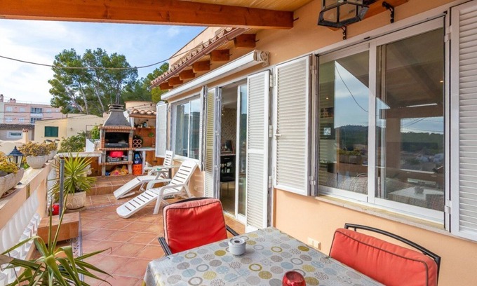 Peguera House | Ruhiges und Sonniges Haus in Paguera