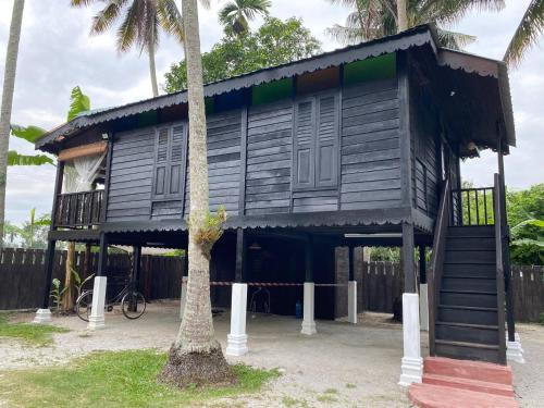 Kampung Bakar Kapor House | Rumah Inap Kampung Agong Sunrise