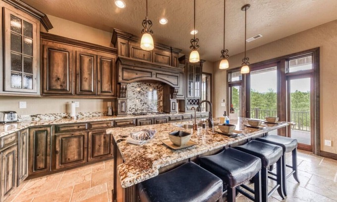 Ruidoso House | Running Wild-Huge Decks/Mtn Views/5 Acres/Hot Tub