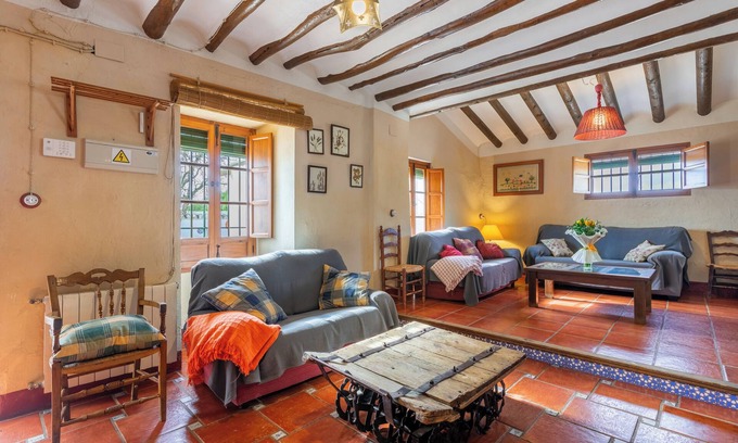 Archidona House | Rural Holiday Home "Cortijo Fuente de Alonso Gomez" with Mountain View & Pool