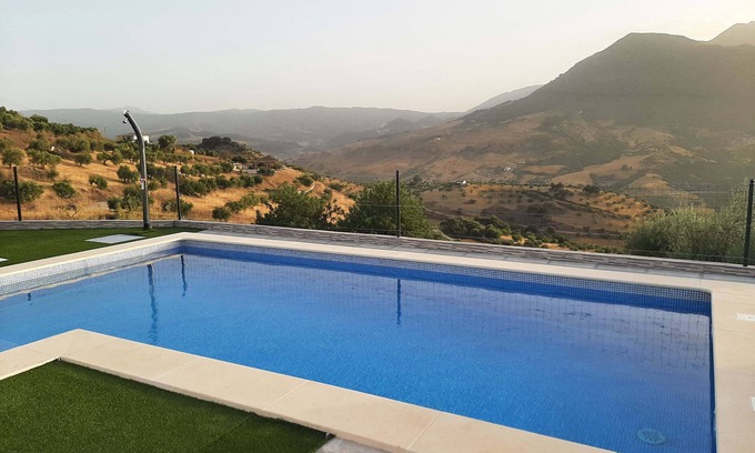 El Gastor Cottage | Rural Tourist Housing Villa Madrid Alcazar
