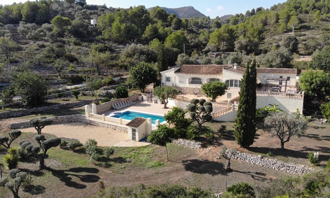 Gata de Gorgos Villa | Rural villa with private outdoor pool, separate annexe and vast outdoor spaces