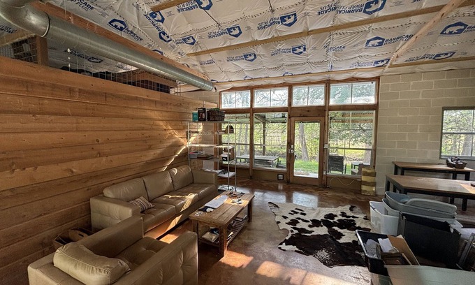 Utopia Cabin | Rustic Cabin on the Sabinal River