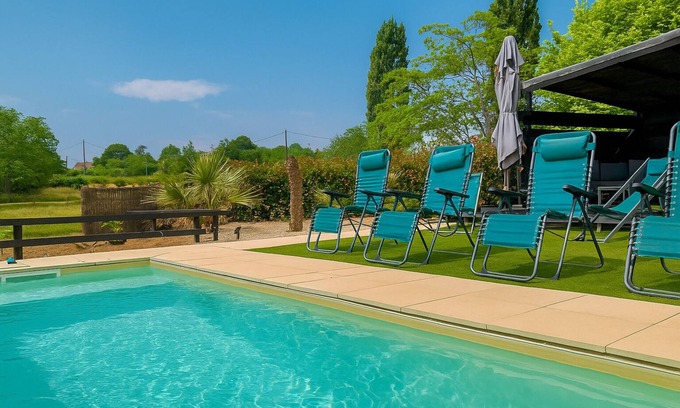 Queyssac House | Rustic Charm Private Pool & Large Garden Escape