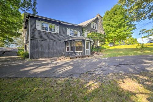 Dover House | Rustic Dover Retreat with Porch - Walk to Boat Ramp!