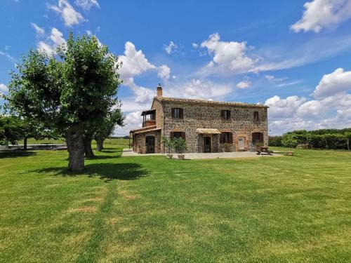 Castiglione in Teverina House | Rustic Farmhouse in Lazio